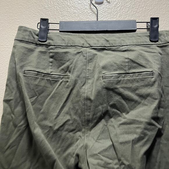 A New Day Straight Leg Pants Army Green Chino Stretch Mid-Rise Size 8 - Picture 5 of 9